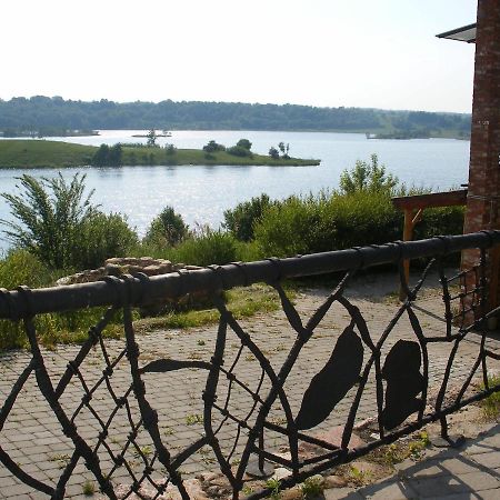 Tvirtove Prie Didziulio Hotel Dėdeliškės Zewnętrze zdjęcie