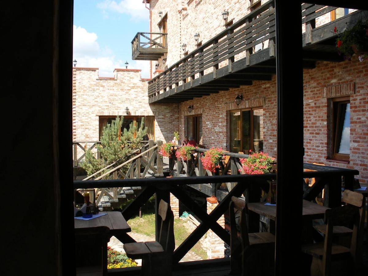 Tvirtove Prie Didziulio Hotel Dėdeliškės Zewnętrze zdjęcie